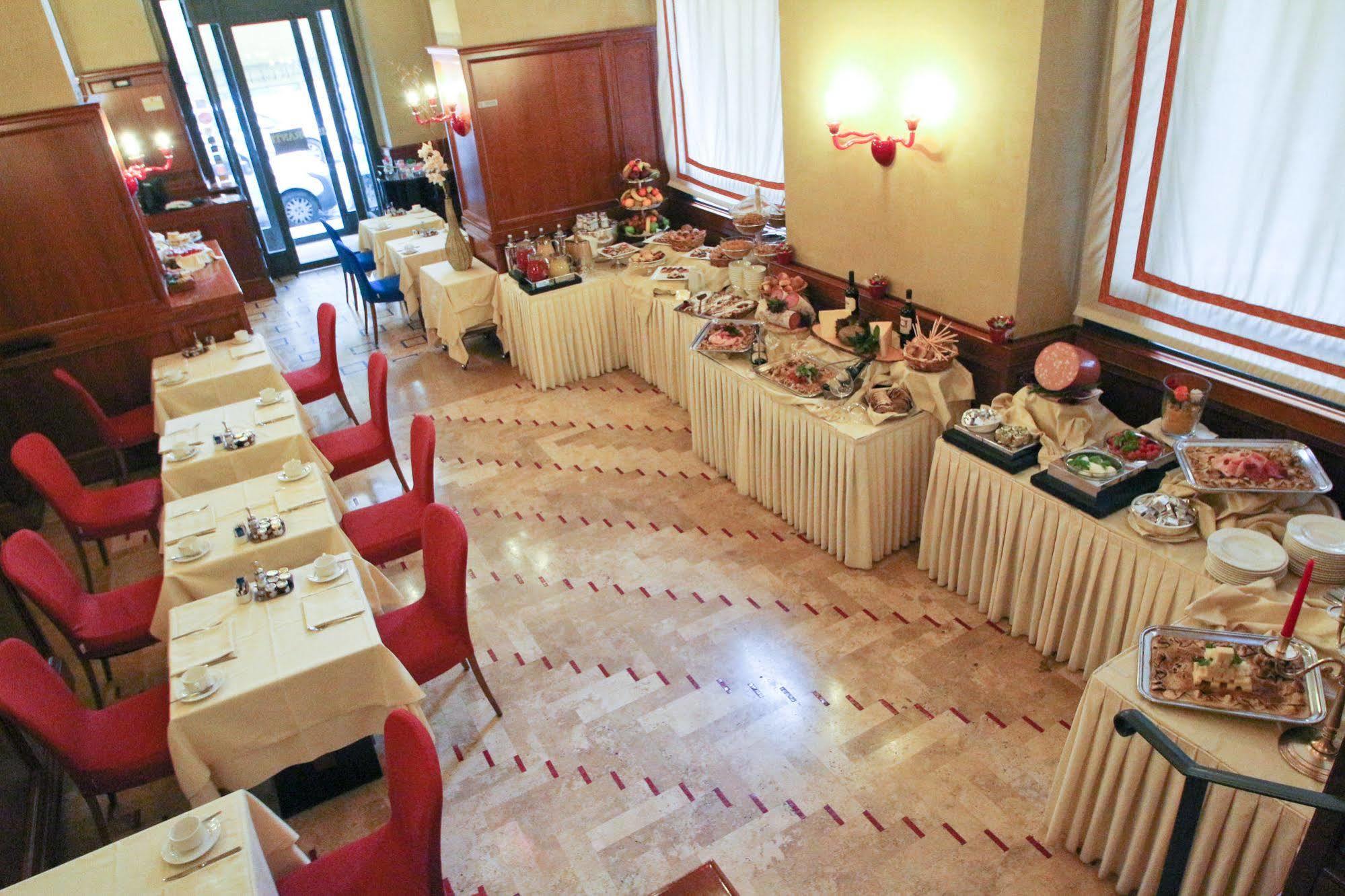 Empire Hotel